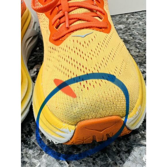 Hoka One One Bondi 8 Orange Yellow Gradient Running Shoes Mens Size 8D 1110518